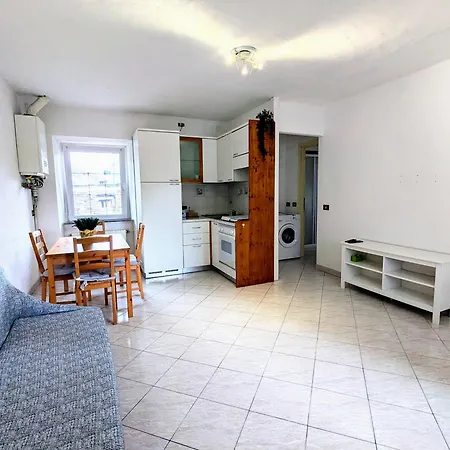 Apartment Fontana House